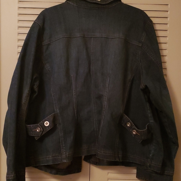 Jean jacket - Picture 4 of 4